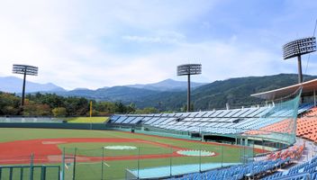 福島あづま球場(あづま総合運動公園)